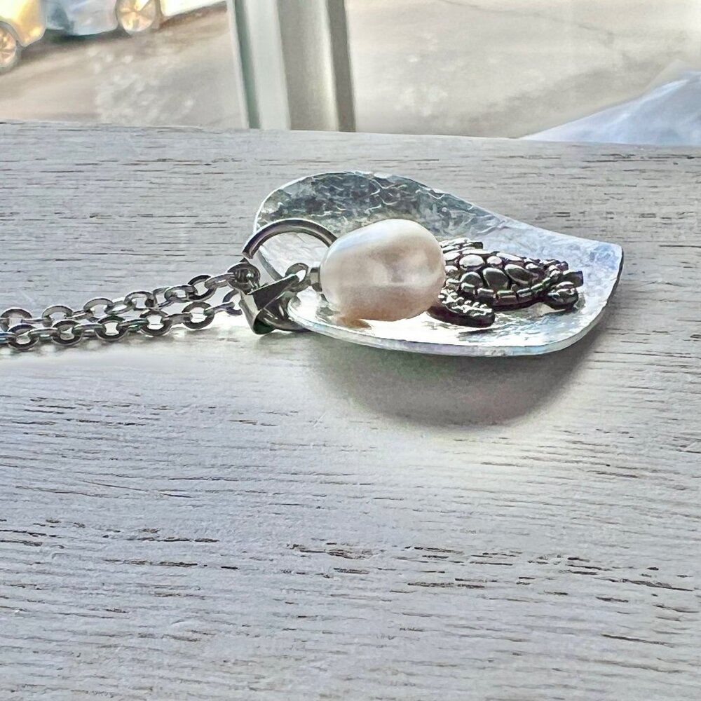 Tropic Beachy Nautical Necklace, Turtle Heart Pearl, Mixed Metal Necklace - Picture 9 of 15
